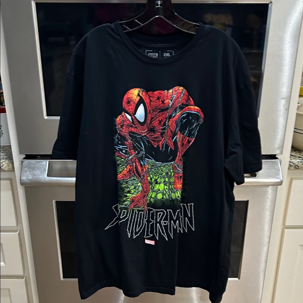 Marvel Spider-Man Black and Red Tee Unisex size 2XL
